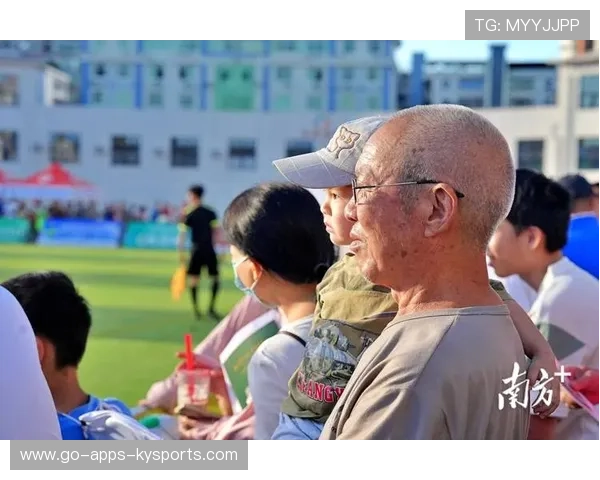 全球足球青训体系比较研究与展望