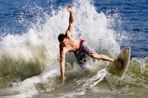 开云中国官网-东契奇全场22投9中，砍下29分11篮板10助攻3抢断，东契奇克服颈伤触底反弹 单节暴走狂砍19分强势收胜