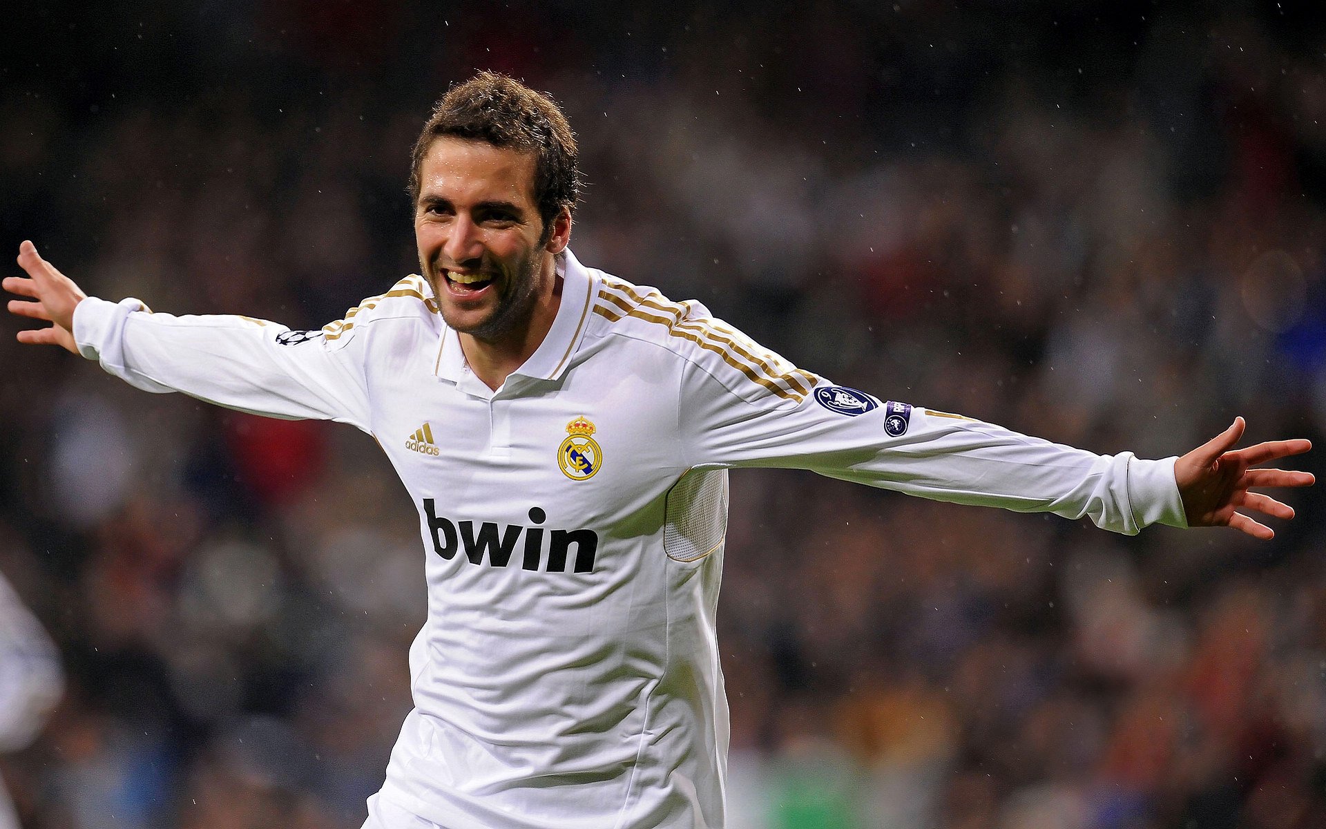 18岁法国天才锋线成转会市场香饽饽，六大豪门争抢，法国天才zywoo